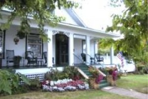 The Company House Bed and Breakfast Inn voted  best hotel in Ducktown