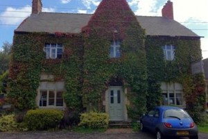 The Crown Hotel Melton Mowbray Image