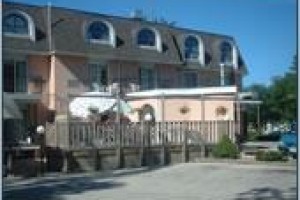 Donato House Hotel voted 2nd best hotel in Wasaga Beach