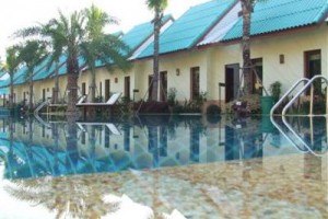 The Green Beach Resort voted  best hotel in Kui Buri