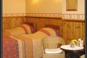 The Green man motel Image