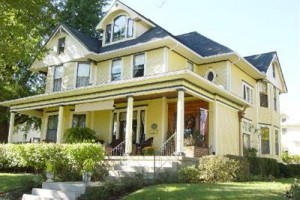 The Harkins House Inn Image