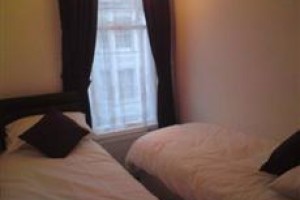 The Heathers Guest House Image