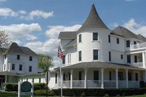 Hewitt Wellington voted 3rd best hotel in Spring Lake 