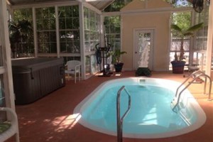 The Historic Michabelle Inn & Restaurant Image