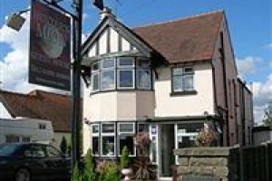 Hunters Moon Guest House Image
