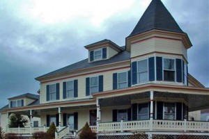 The Jefferson Inn (New Hampshire) voted  best hotel in Jefferson 