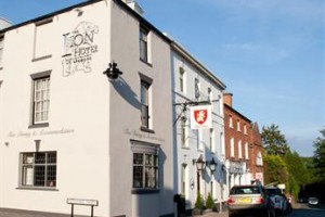 The Lion Hotel Brewood Image