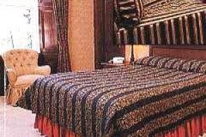 The Loch Maree Hotel voted  best hotel in Achnasheen
