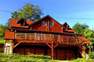 The Log Cabin Minic Image