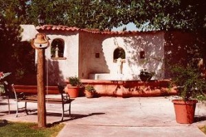 Lundeen Inn of the Arts Image