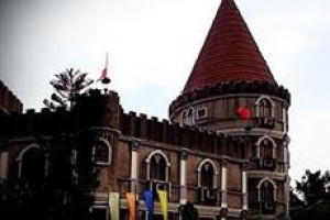 The New Camelot Hotel Quezon City Image