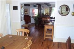 The Owl voted 6th best hotel in Devizes