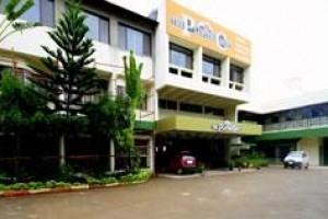 The Planters Court Image