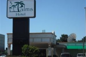 3 Palms Inn & Suites Image