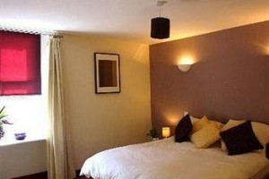 The Portcullis Hotel Chipping Sodbury Image