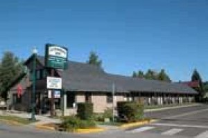 The Seasons Inn Image
