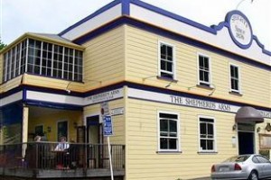 Shepherds Arms Hotel Image