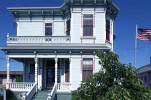 The Ship's Inn Image