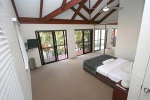The Terrace Main Beach Apartment Byron Bay Image