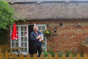 The Turfcutters Arms voted  best hotel in East Boldre