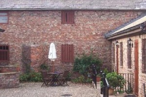 Thompsons Arms Holiday Cottages Flaxton Image