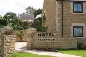 The Three Horseshoes Inn & Country Hotel Image