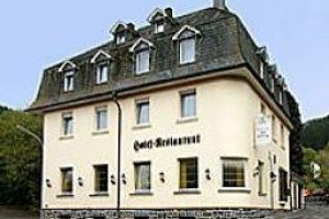 Thuns Dorfkrug voted  best hotel in Werdohl