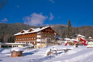 Tiroler Zugspitze Aktiv & Familienresort Image