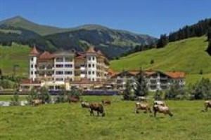 Traumhotel Alpina Image