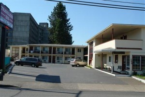 Travelers Inn Eugene Image