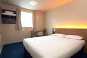 Travelodge Birmingham Halesowen Image