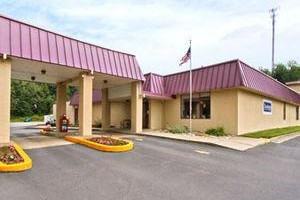 Travelodge Brookville Image