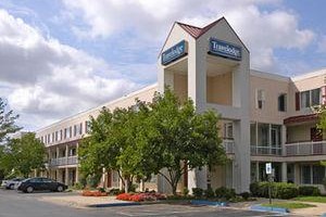 Travelodge Hotel Cincinnati Sharonville Image