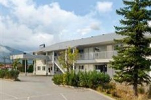 Travelodge - Salmon Arm voted 3rd best hotel in Salmon Arm