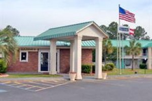 Travelodge Tifton voted 7th best hotel in Tifton