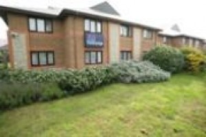 Travelodge Taunton Image
