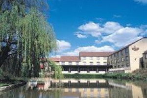 Travelodge Bath Waterside Image