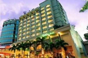 Trio Hotel Bandung Image