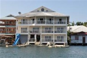 Tropical Suites Hotel Bocas Del Toro Image