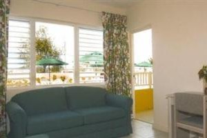 Tropical Winds Apartment Hotel Image