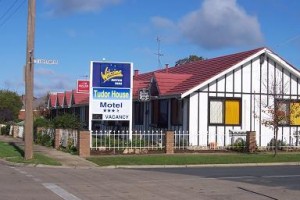 Tudor House Motor Inn voted 7th best hotel in Shepparton