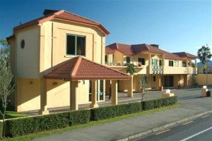 Tuscany Gardens Motor Lodge Image