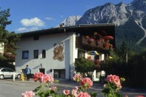 Tyrol Appartements Ehrwald Image