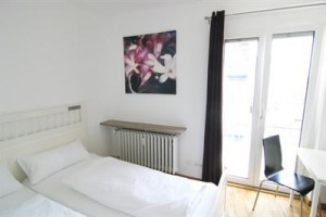 Ubernacht Hostel Image