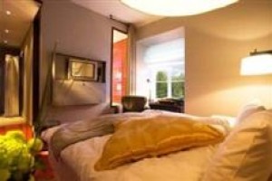 Ulfsunda Slott voted 2nd best hotel in Bromma