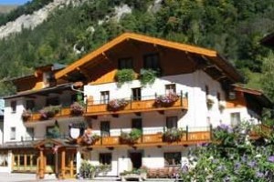 Unterkrämerhof Hotel Pension Fusch an der Grossglocknerstrasse Image