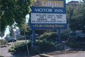 Vacation Inn Hotel & Convention Center Image