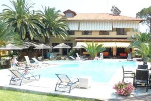 Hotel Vergos voted 2nd best hotel in Vourvourou