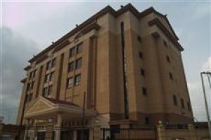 Victoria Crown Plaza Hotel Image